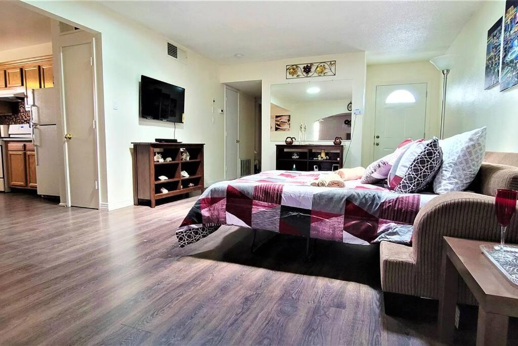 Vacation Home 3.5 Mi To Strip/Dt/Outlt Up To 8 Gst Las Vegas Exteriör bild